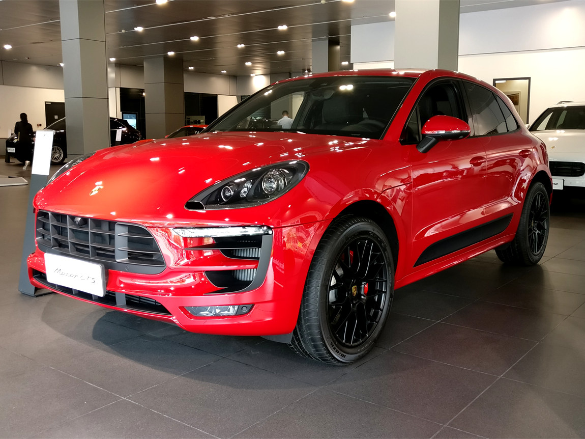 保时捷 macan gts 胭脂红 现车优惠12个点