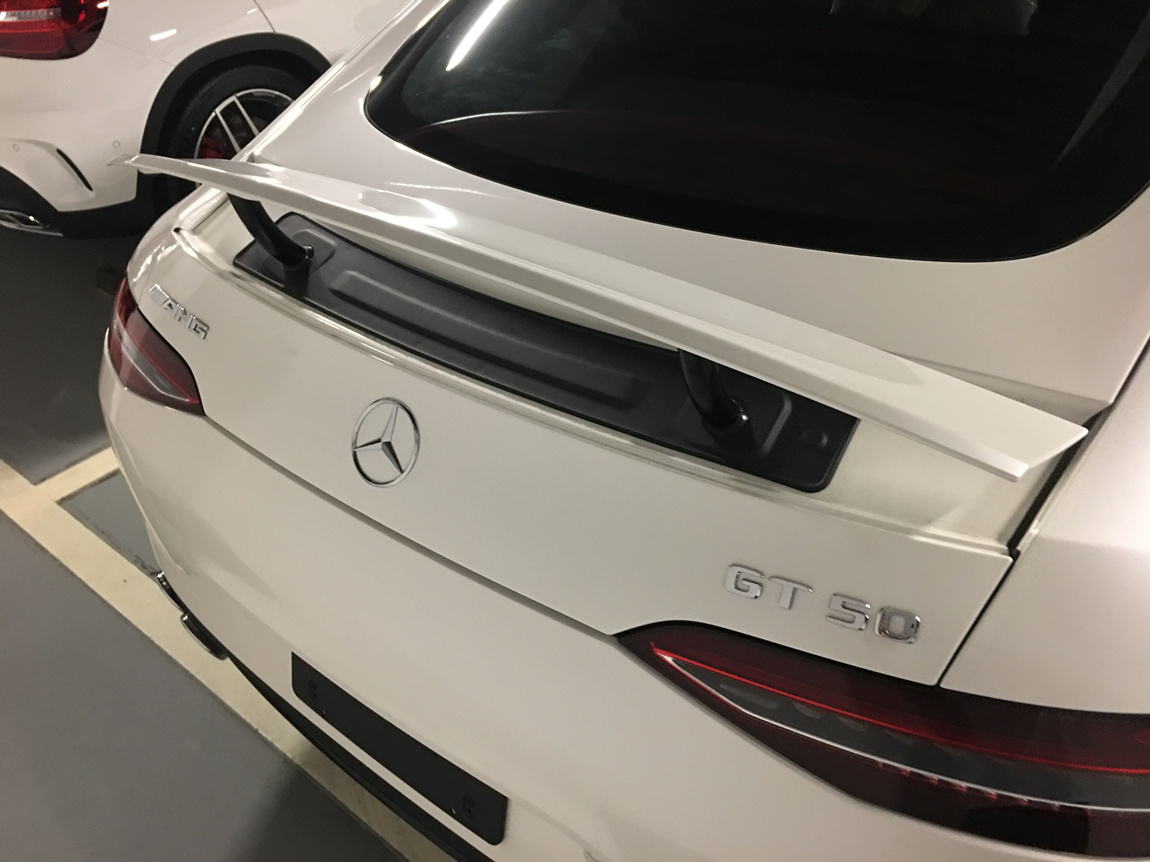 奔驰amg gt50 钻石白/黑内 现车优惠9万元