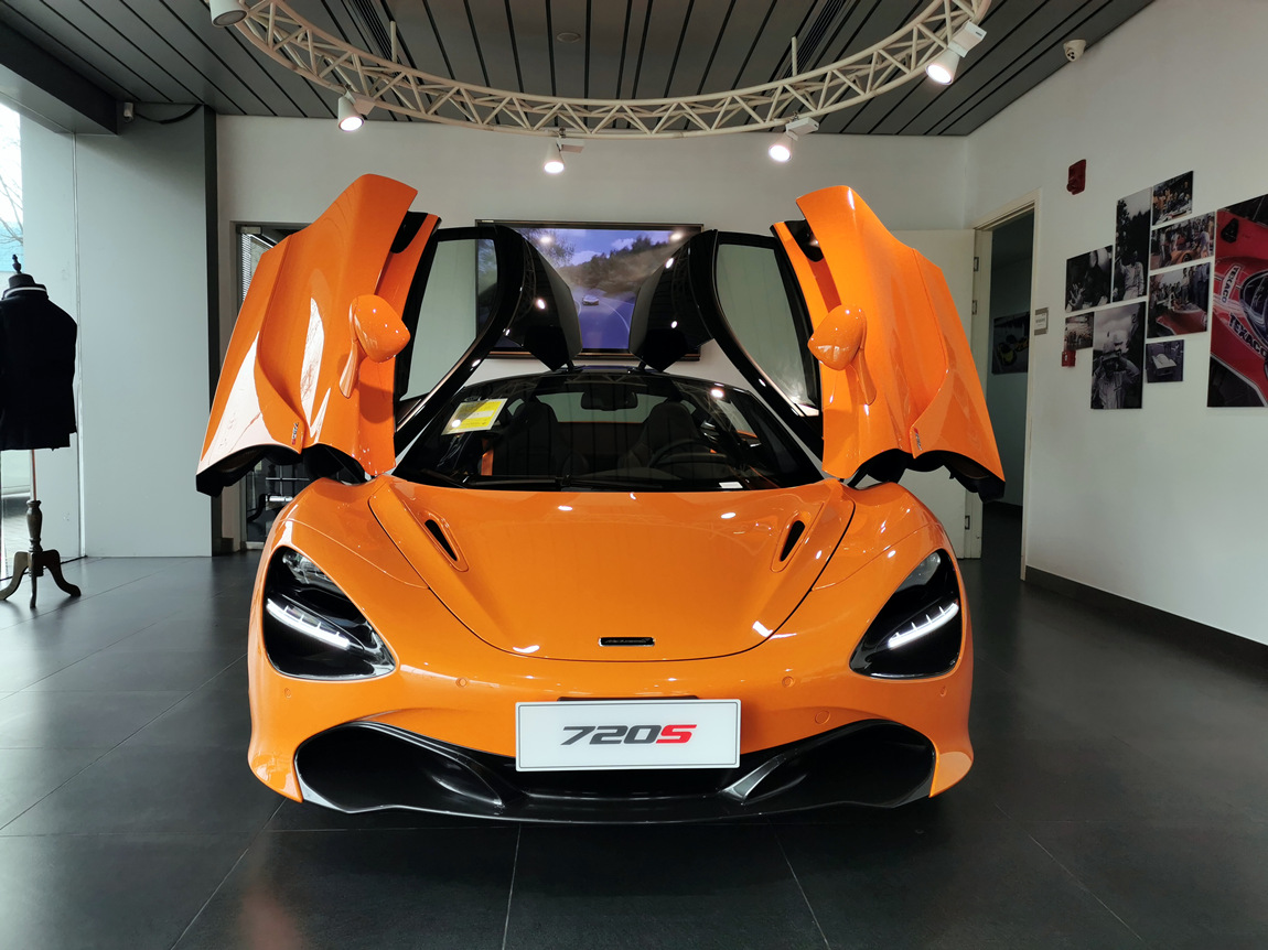 迈凯伦 720s coupe 迈凯伦橙/黑内 400万元包牌