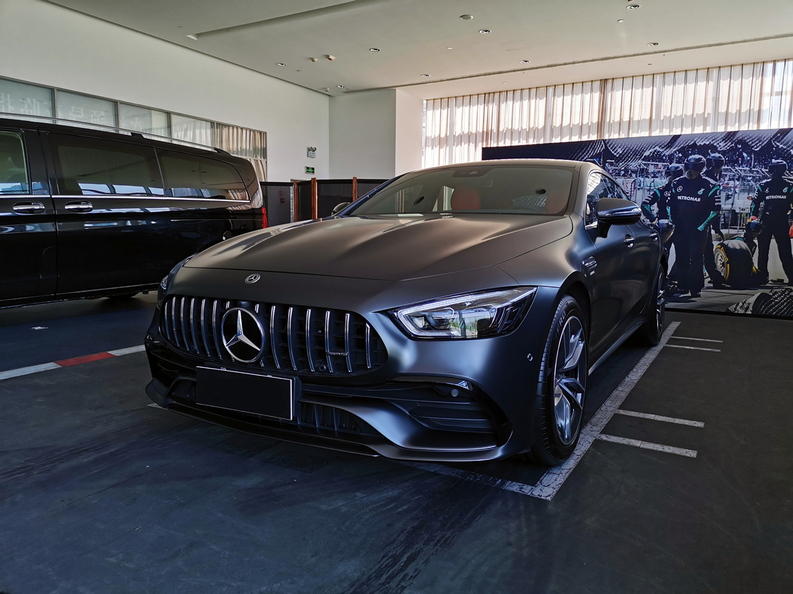 奔驰 gt50 amg 哑光石墨灰/红内 现车优惠6万元