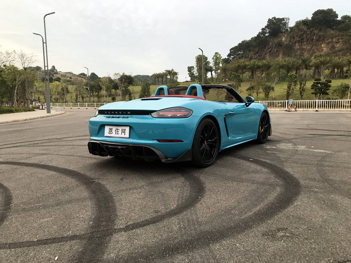 保时捷718boxster迈阿密蓝波尔多红2019年05月上牌9300公里