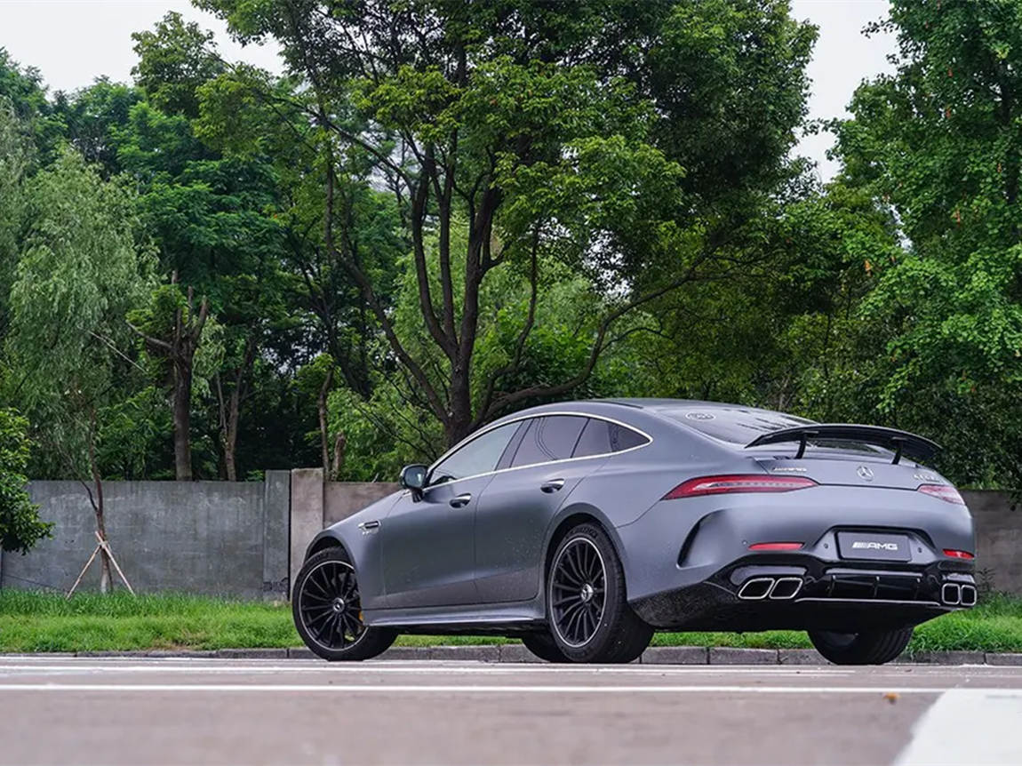 真正的洪水猛兽奔驰amg gt 63 s 4matic  四门跑车